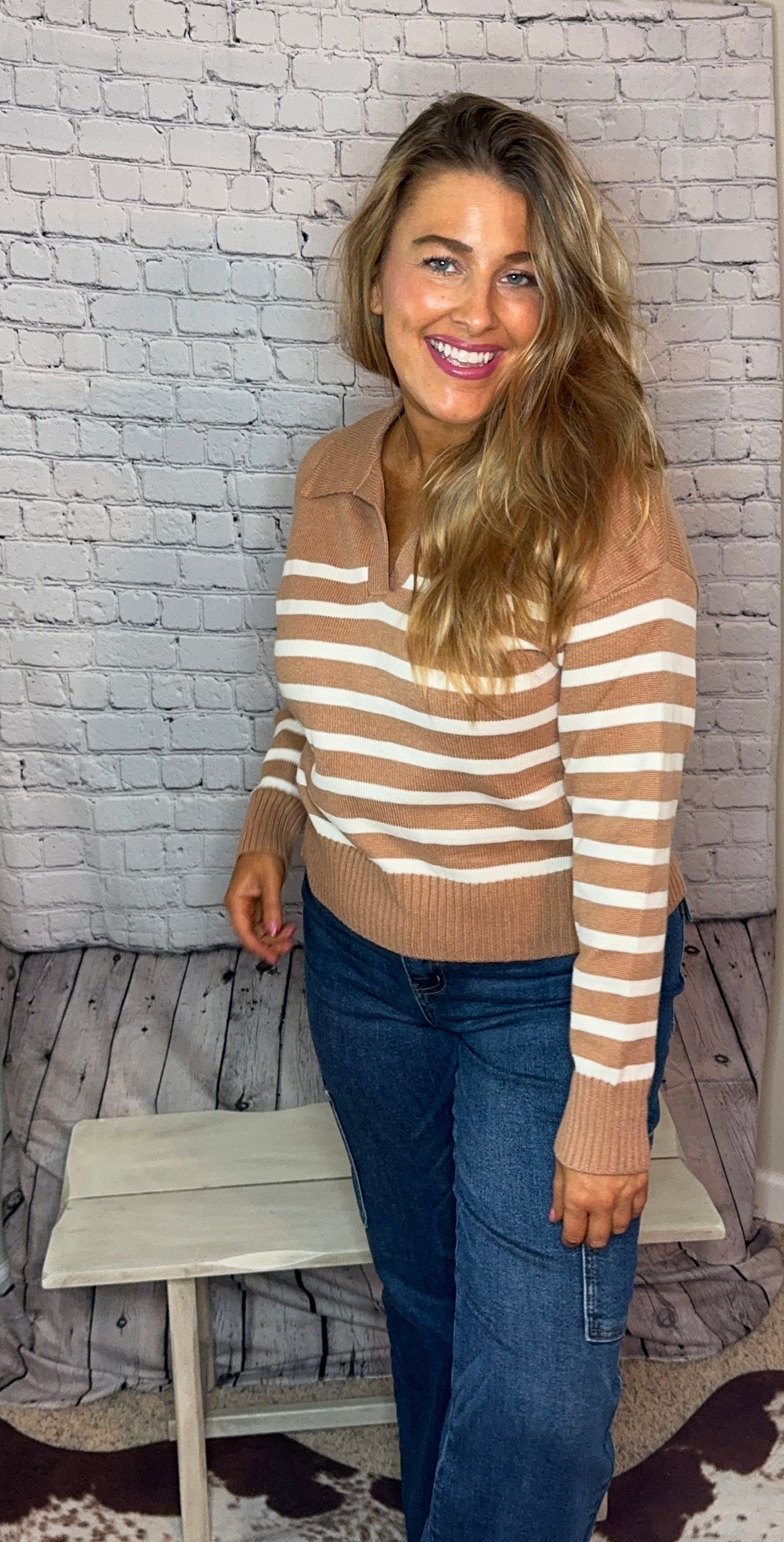 TAN AND CRÈME STRIPES SWEATER